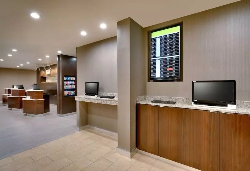 Hotelli Courtyard By Marriott Charlotte Airport/billy Graham Parkway