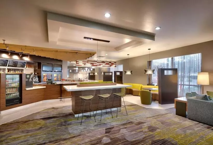 Hotelli Courtyard By Marriott Charlotte Airport/billy Graham Parkway