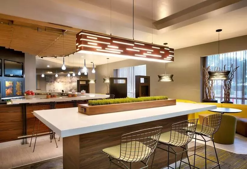 Hotelli Courtyard By Marriott Charlotte Airport/billy Graham Parkway