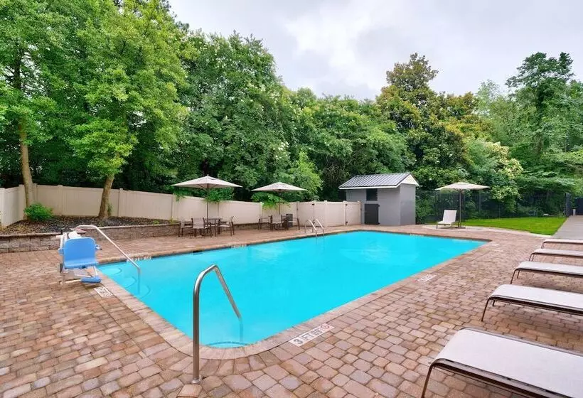 Hotelli Courtyard By Marriott Charlotte Airport/billy Graham Parkway