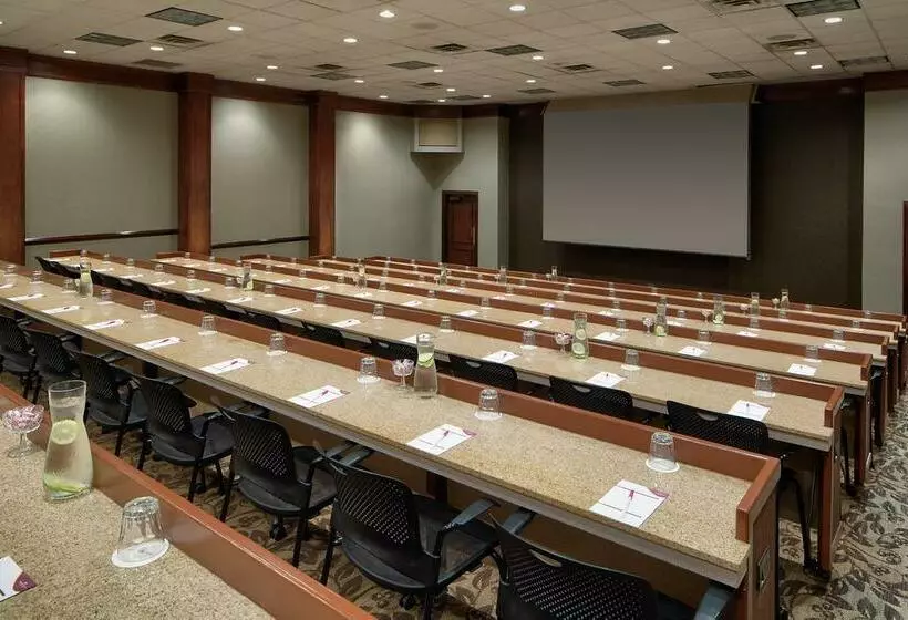 בית מלון כפרי Crowne Plaza Dallas Near Galleriaaddison, An Ihg