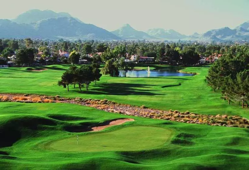 هتل Embassy Suites By Hilton Phoenix Scottsdale