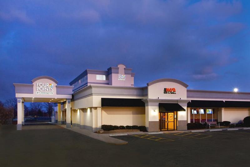 هتل Four Points By Sheraton Cleveland Airport