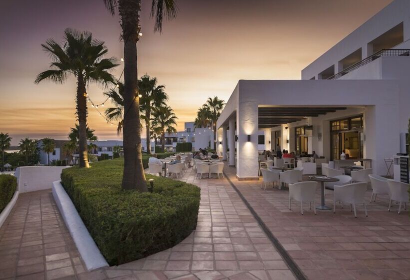 Отель Fuerte El Rompido