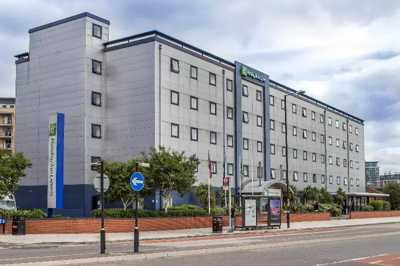 Hotel Holiday Inn Express Royal Docks, An Ihg