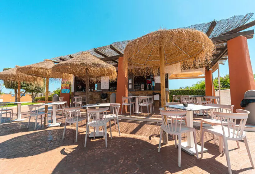 בית מלון כפרי Ohtels Cabogata