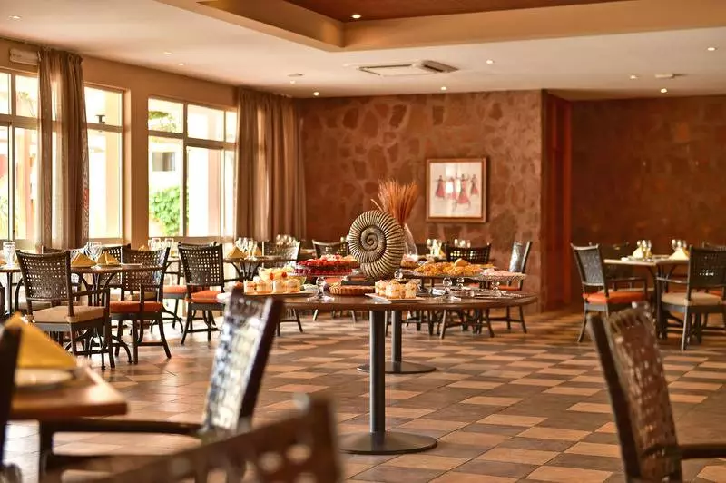 Отель Pestana Tropico Ocean & City