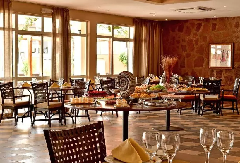 Отель Pestana Tropico Ocean & City