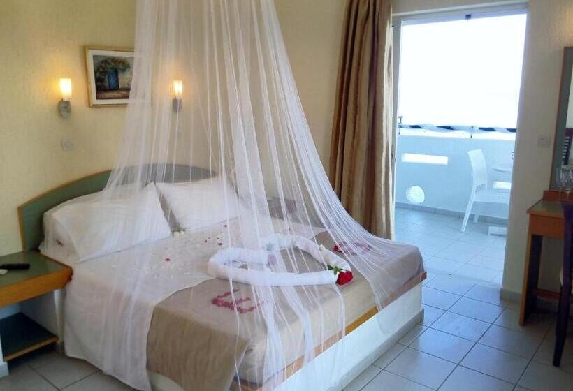 Porto Skala Hotel Village