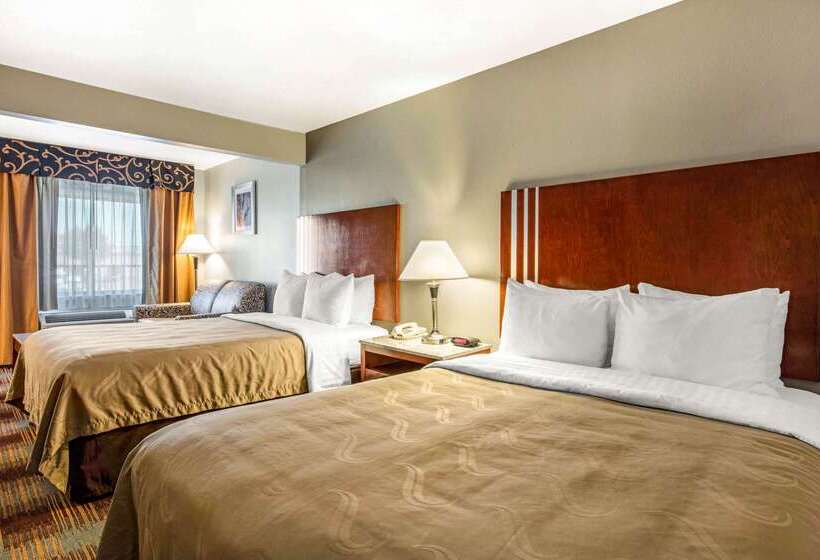 فندق Quality Inn Airport I240