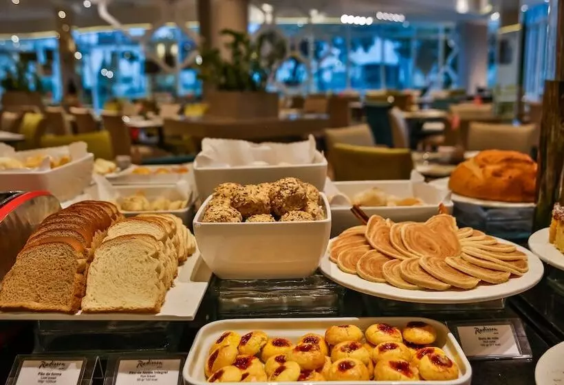 酒店 Radisson Recife