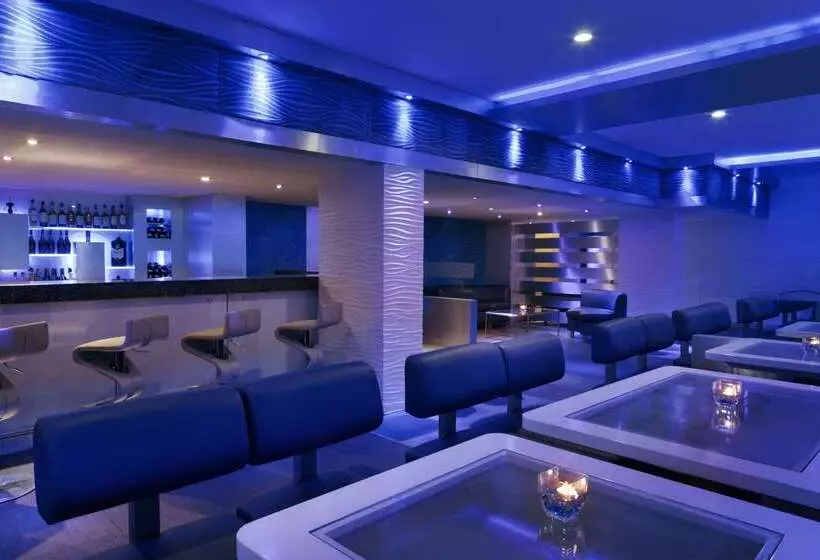 בית מלון כפרי Ramada Chennai Egmore