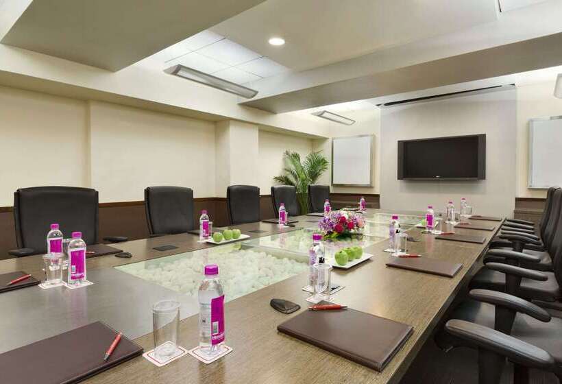 Hotel Ramada Chennai Egmore