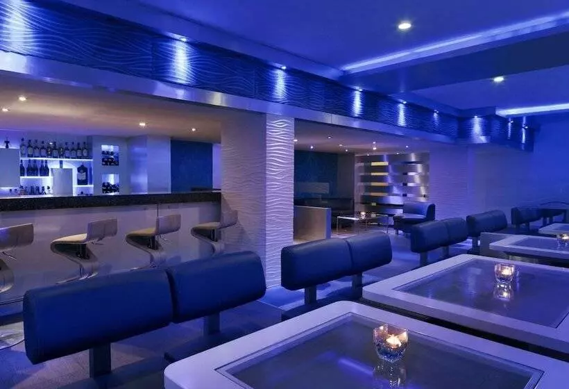 בית מלון כפרי Ramada Chennai Egmore