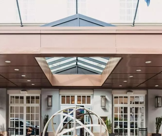 هتل The Lindy Renaissance Charleston