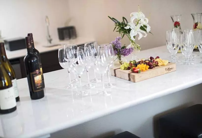 هتل The Lindy Renaissance Charleston