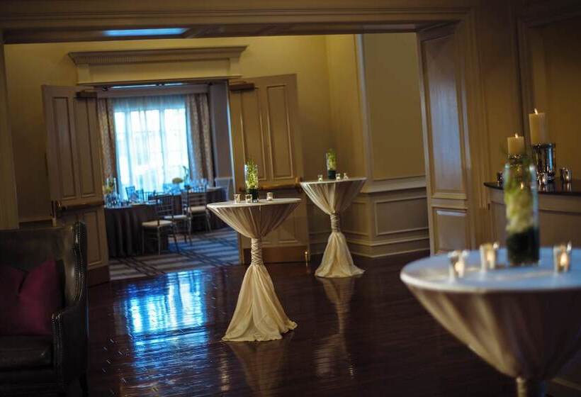 Otel The Lindy Renaissance Charleston