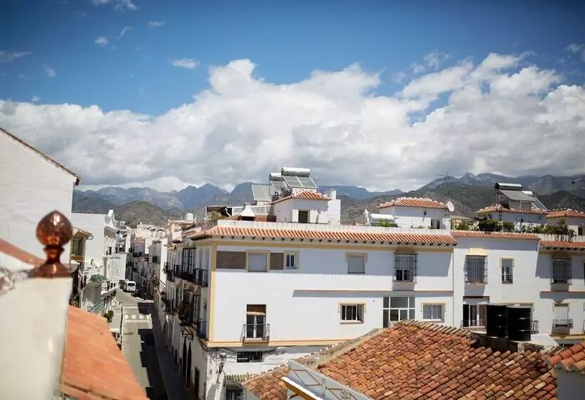 Charming Nerja Hostel