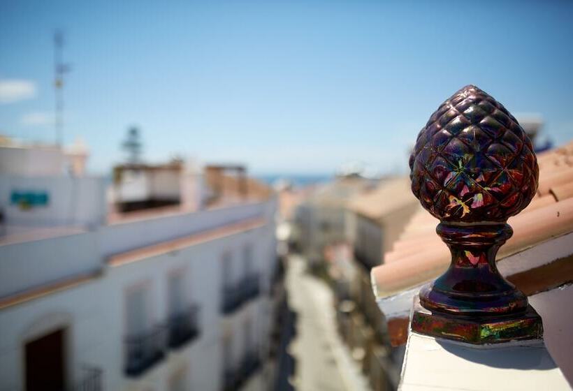 Charming Nerja Hostel