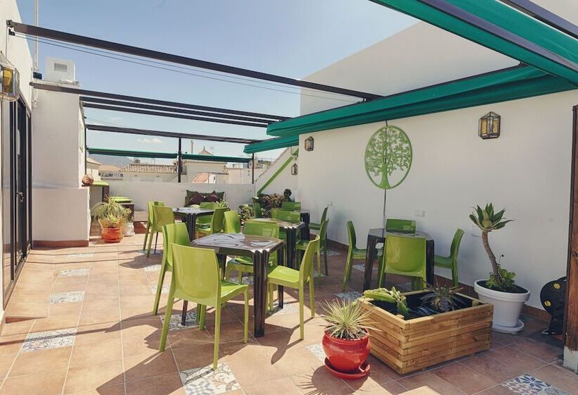 Charming Nerja Hostel