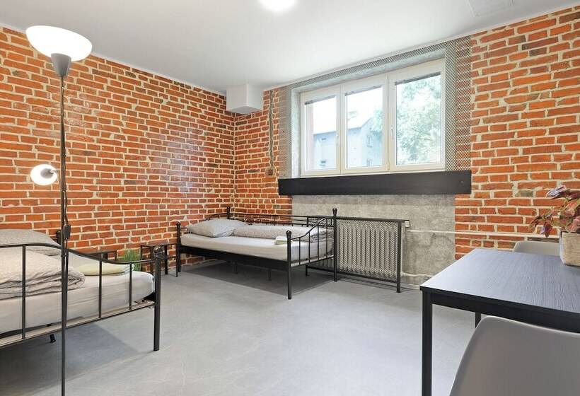 Hostel Na šalamouně