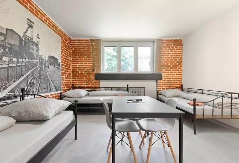 Hostel Na šalamouně