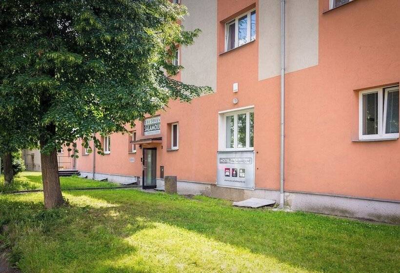 Hostel Na šalamouně