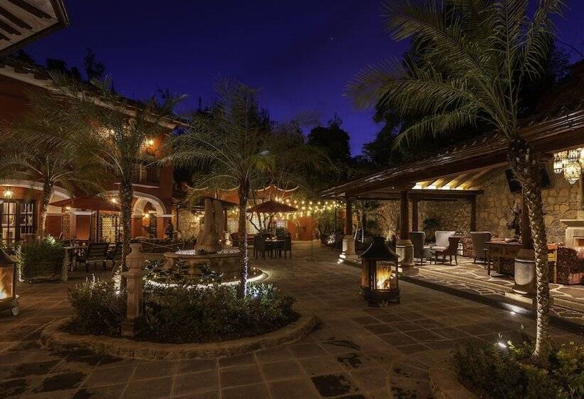 هتل Boutique Casa Colorada