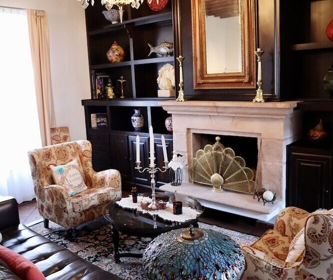 هتل Boutique Casa Colorada