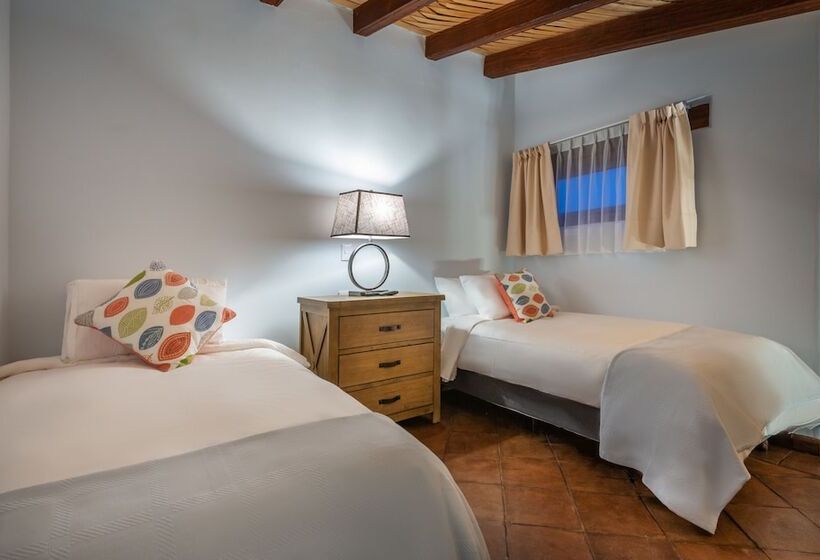 هتل Boutique Casa Colorada