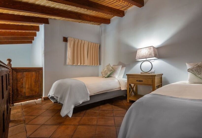 هتل Boutique Casa Colorada