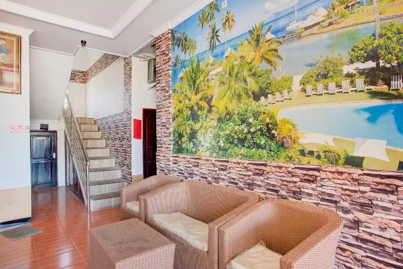 ホテル Oyo 2965 Silvia Homestay