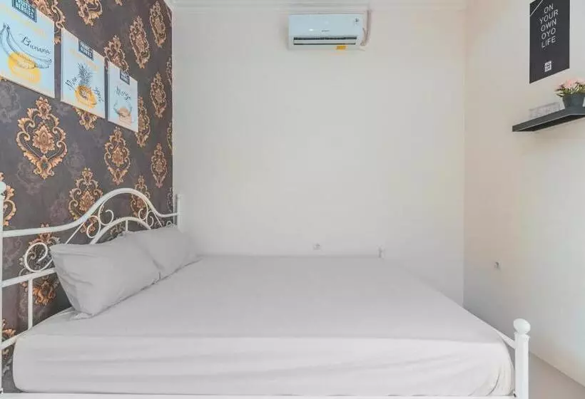 Hotelli Oyo Life 2658 Kost Rasyamada
