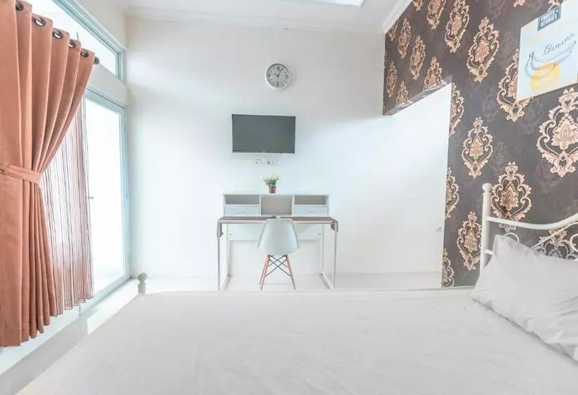 Hotelli Oyo Life 2658 Kost Rasyamada