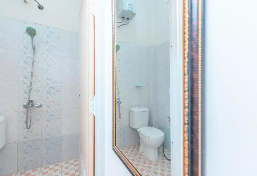 Hotelli Oyo Life 2658 Kost Rasyamada