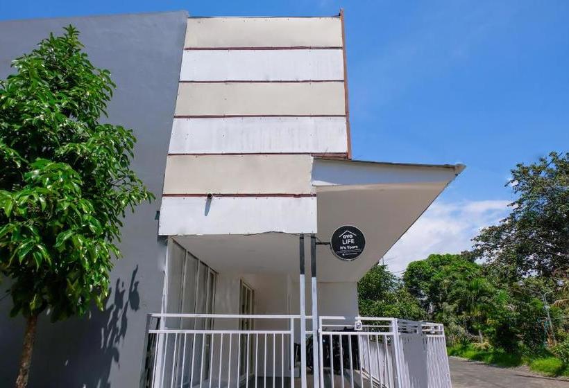 فندق Oyo Life 3237 J250 Ladies Boarding House