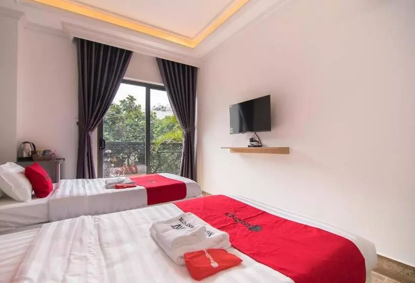 هتل Reddoorz Plus Near Tan Son Nhat Airport 3