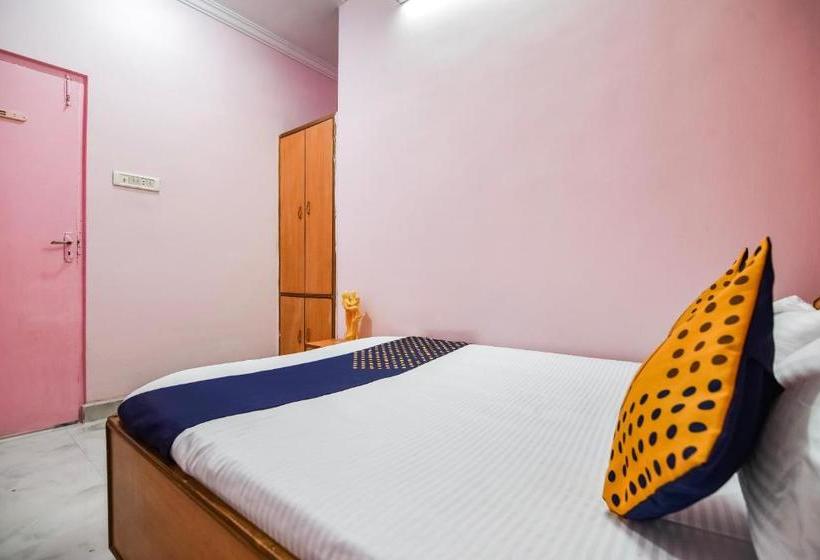 فندق Spot On  Midtown