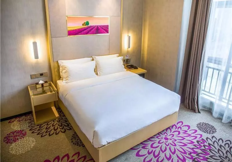 Lavande Hotel Xiangyang Train Station Peoples Square