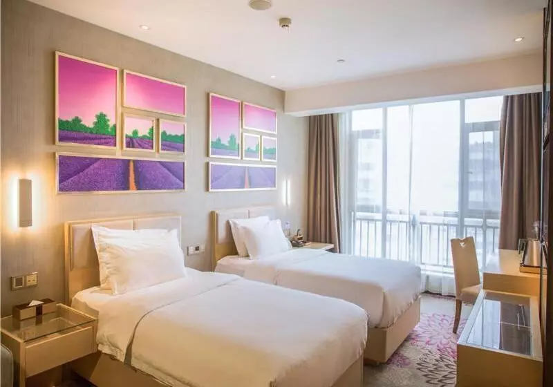 Lavande Hotel Xiangyang Train Station Peoples Square