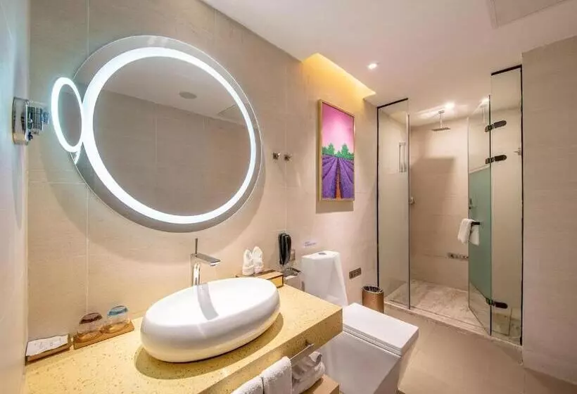 Lavande Hotel Xiangyang Train Station Peoples Square