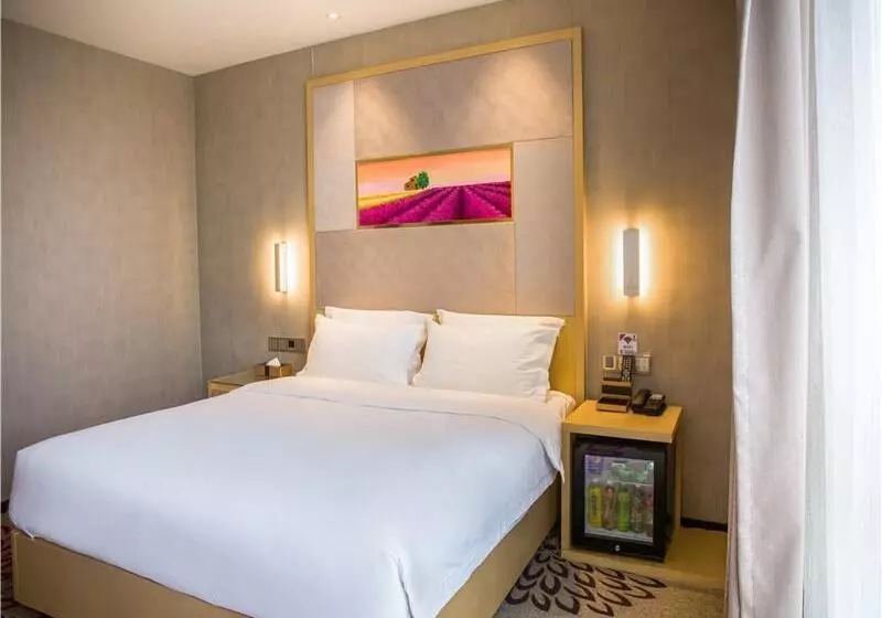 Lavande Hotel Xiangyang Train Station Peoples Square