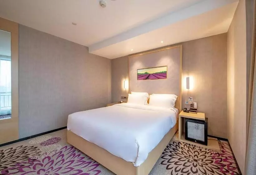 Lavande Hotel Xiangyang Train Station Peoples Square