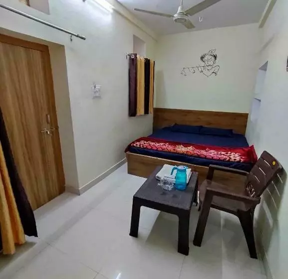 ペンション O Ambika Guest House