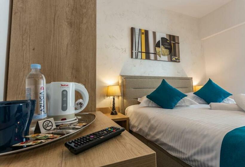 بنسيون Casa Malvina