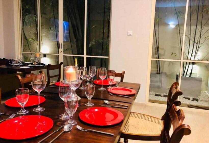 بنسيون Rosmead Place By Thilanka