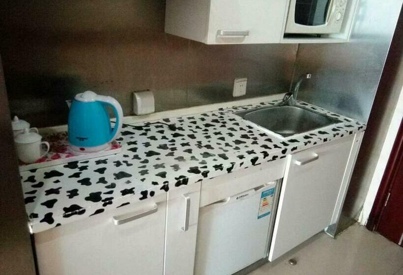 Xinjinshan Yijia Condo