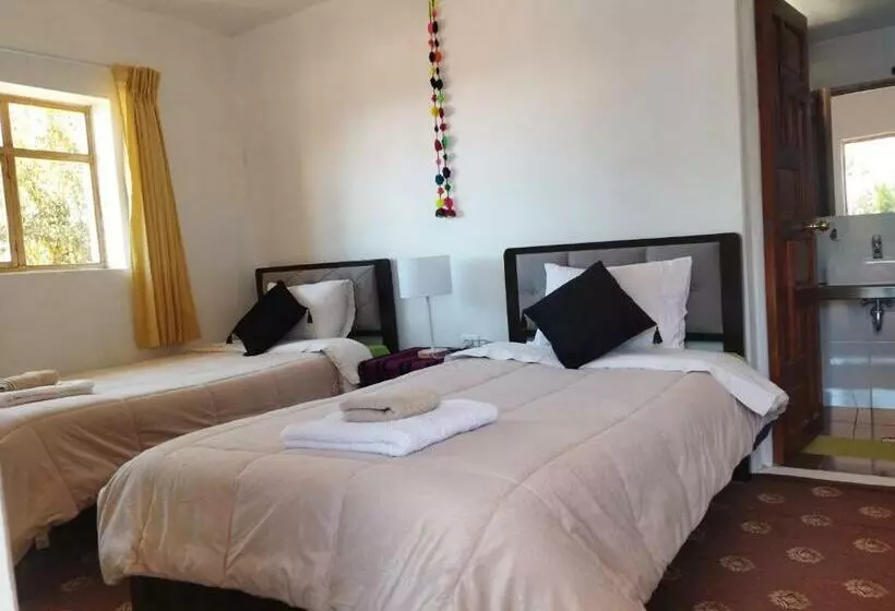 Retkeilymaja Amantani Pachatata Lodge