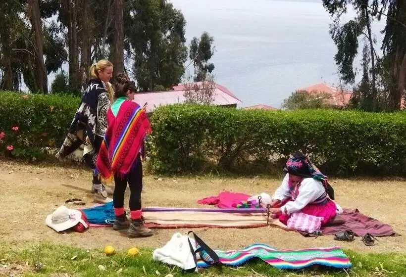 Retkeilymaja Amantani Pachatata Lodge