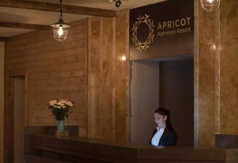Apricot Aghveran Resort